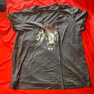 Torrid distressed shirt 3X heathered gray with cow skull on front